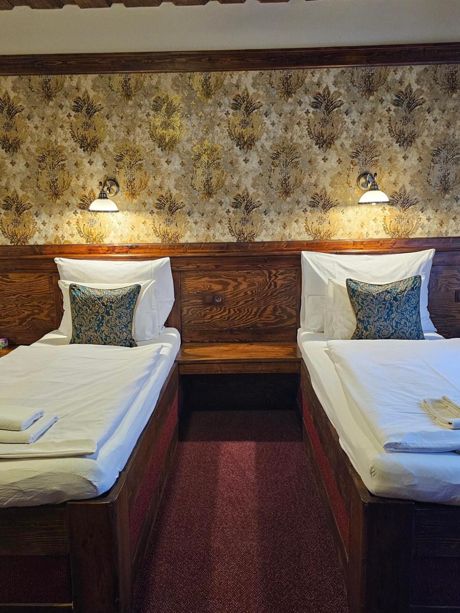 Hotel Galerie Roudnice nad Labem Bagian luar foto