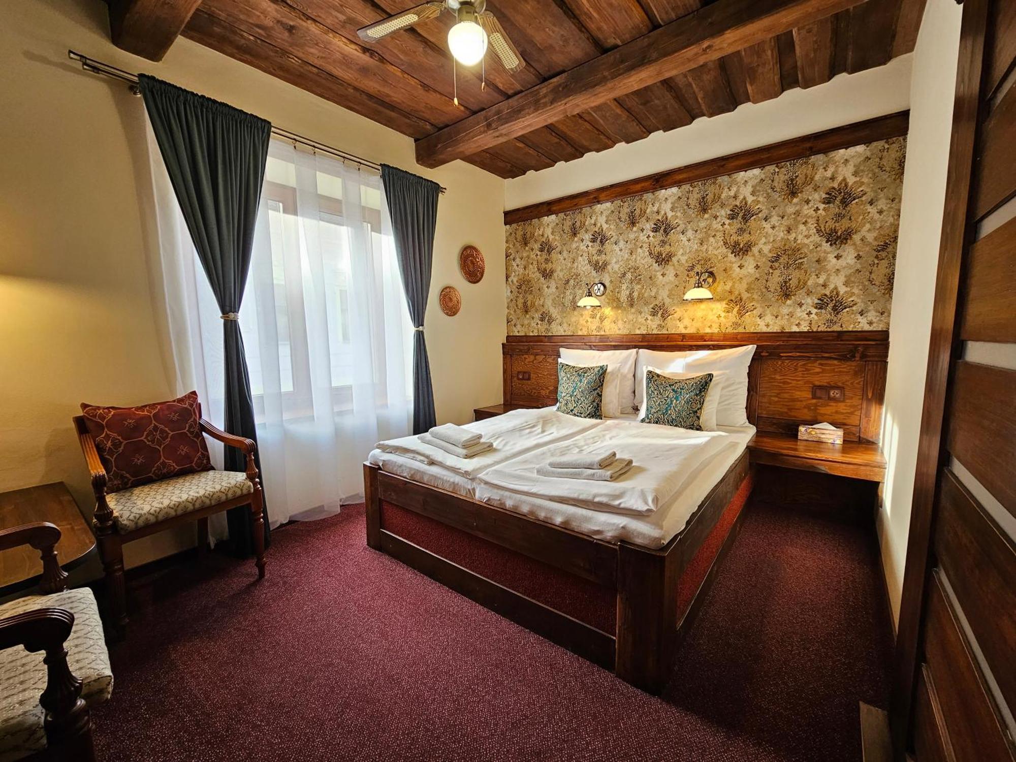 Hotel Galerie Roudnice nad Labem Bagian luar foto
