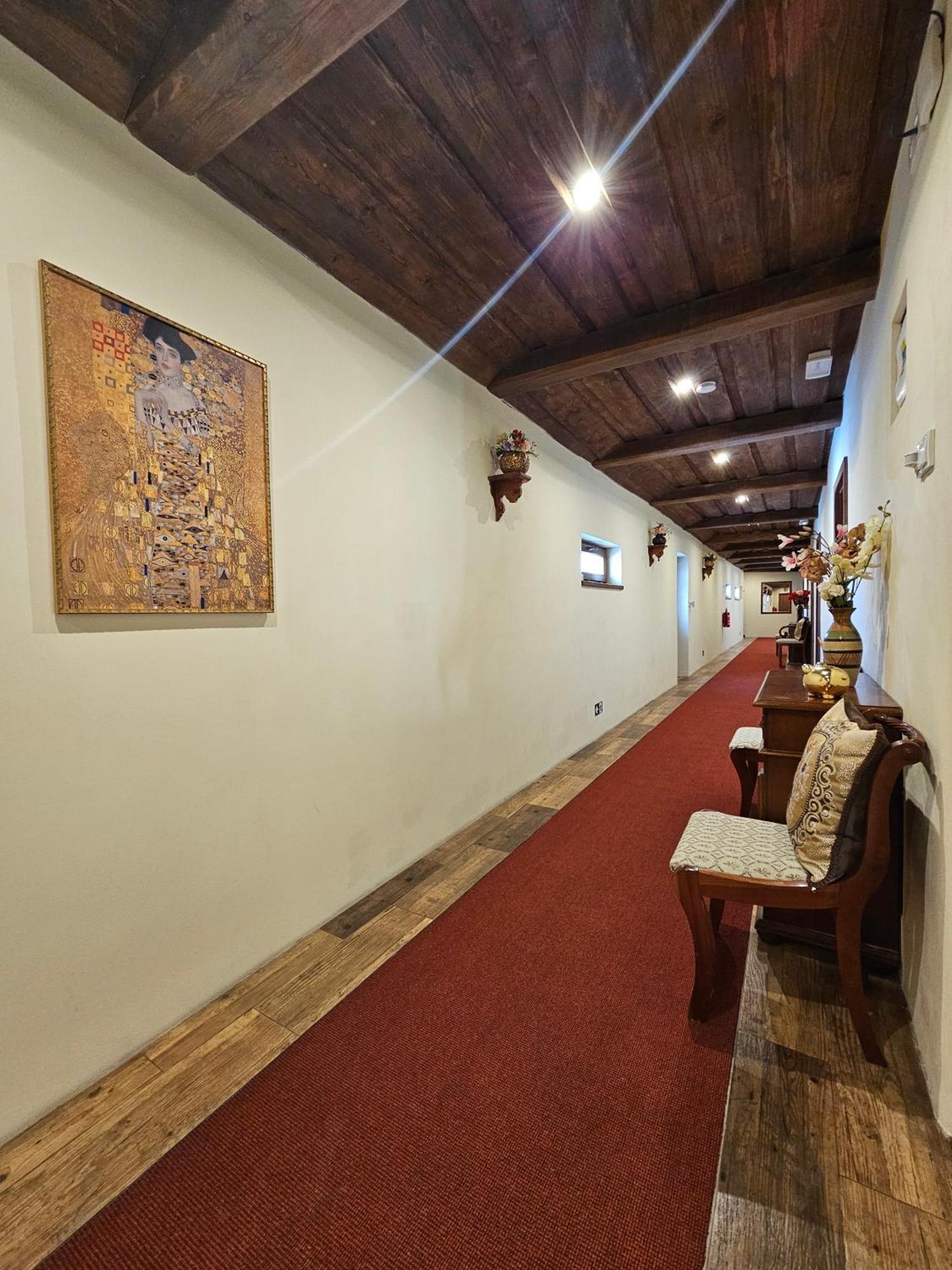 Hotel Galerie Roudnice nad Labem Bagian luar foto