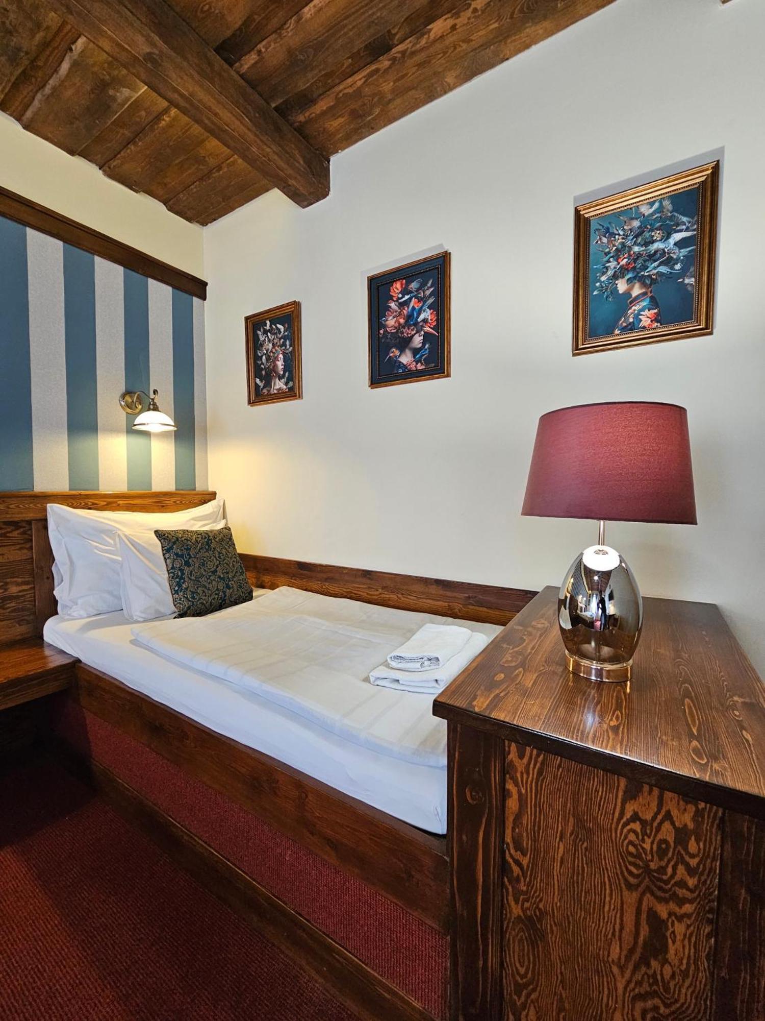 Hotel Galerie Roudnice nad Labem Bagian luar foto